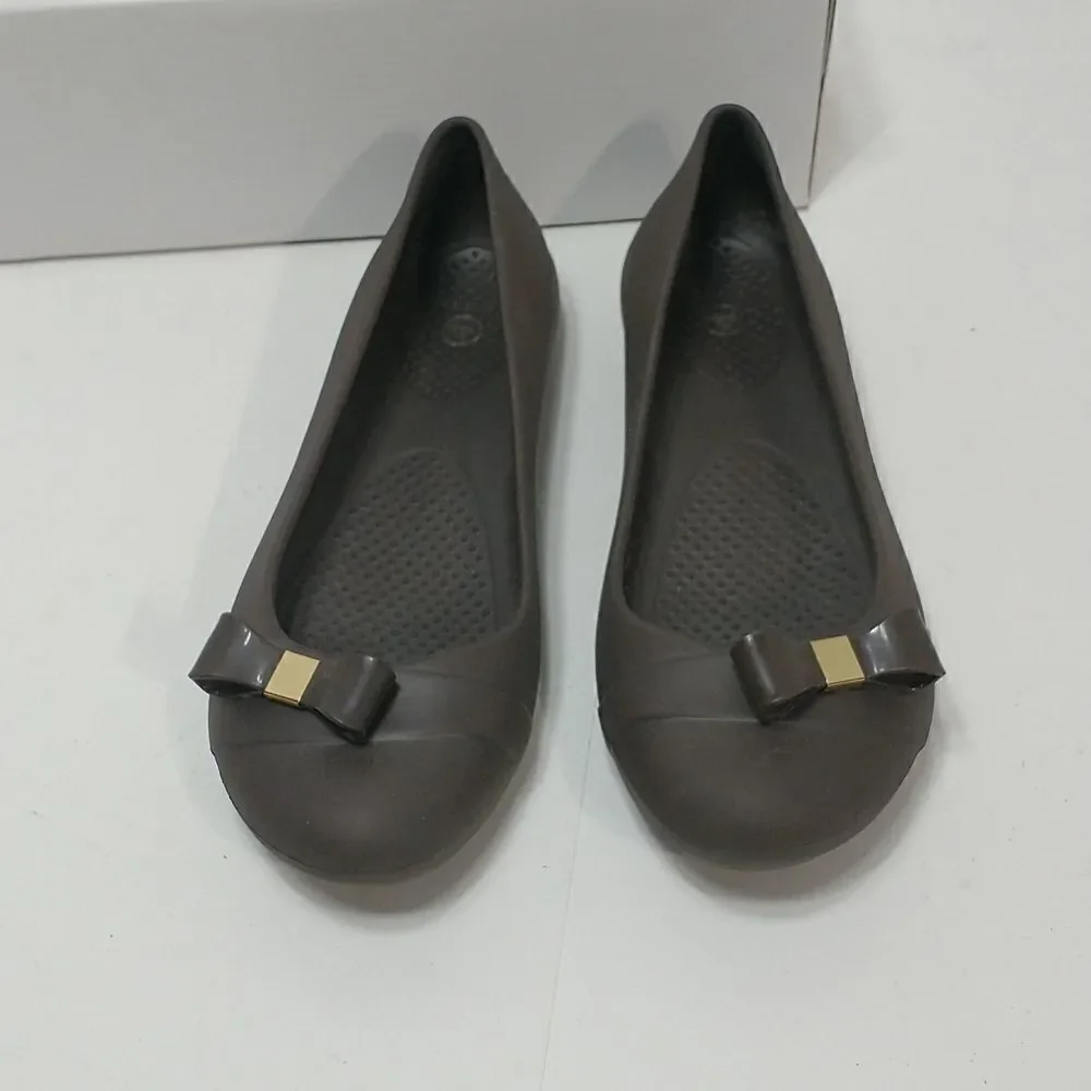 CROCS women brown